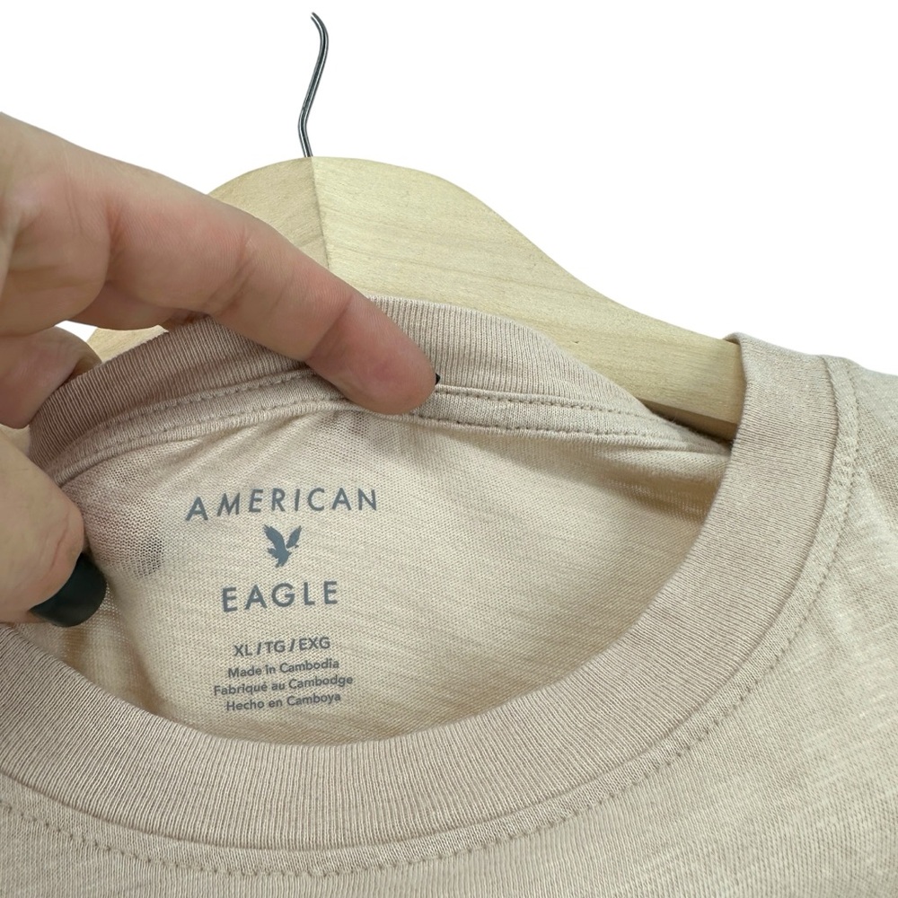 AE Classic Graphic T-Shirt - Picture 5 of 8